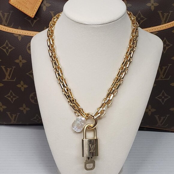 Authentic Louis Vuitton Lock & Key w/ Unbranded Stainless Steel Chain Necklace - Picture 12 of 14